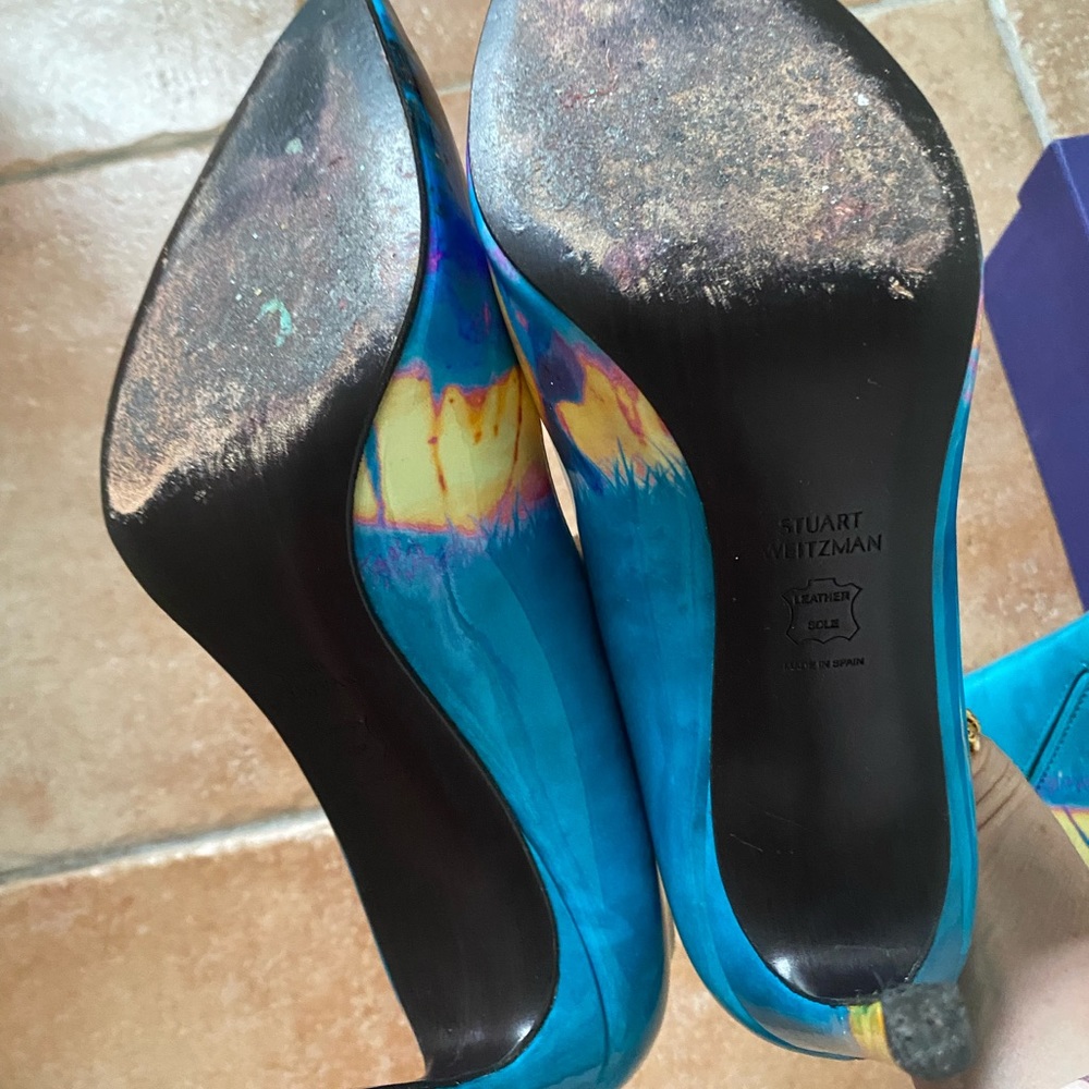 Stuart Weizman Blue Multi Pump With Clutch - image 6